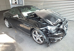 Mercedes mit Unfallschaden